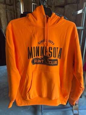 MV Sport Minnesota Hunt Club Since 1977 Safety Orange Hoodie Size Large